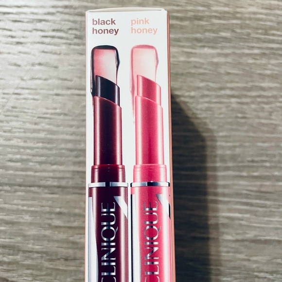 Clinique black honey almost lipstick set - Picture 3 of 3
